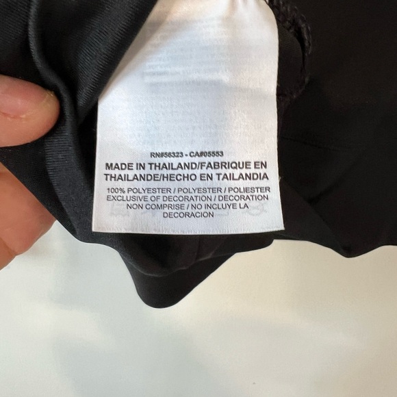 Nike Women’s Dri-FIT Black Performance Hoodie - Picture 5 of 6